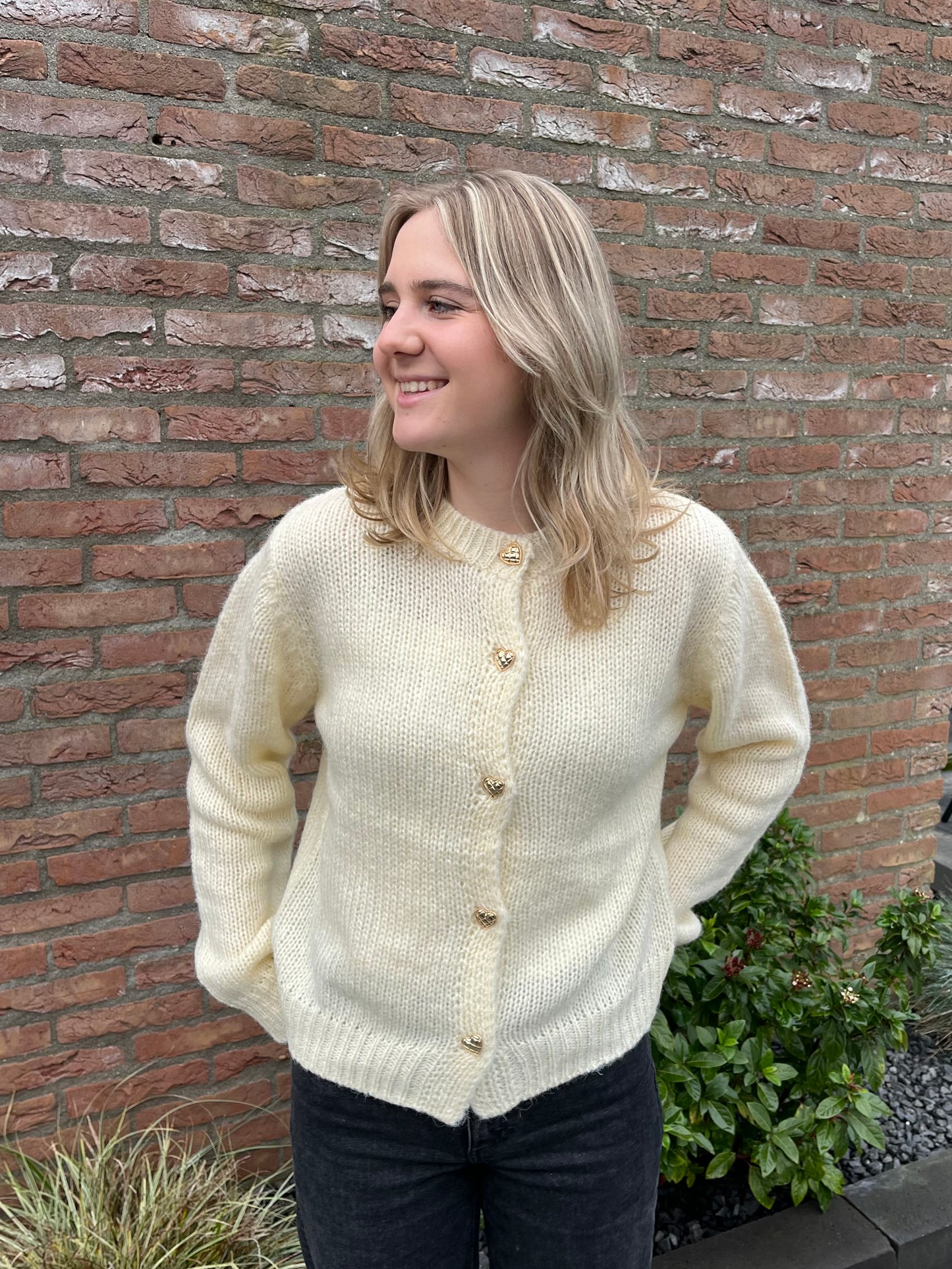 TRUI MET GOUDEN HARTJES KNOPEN