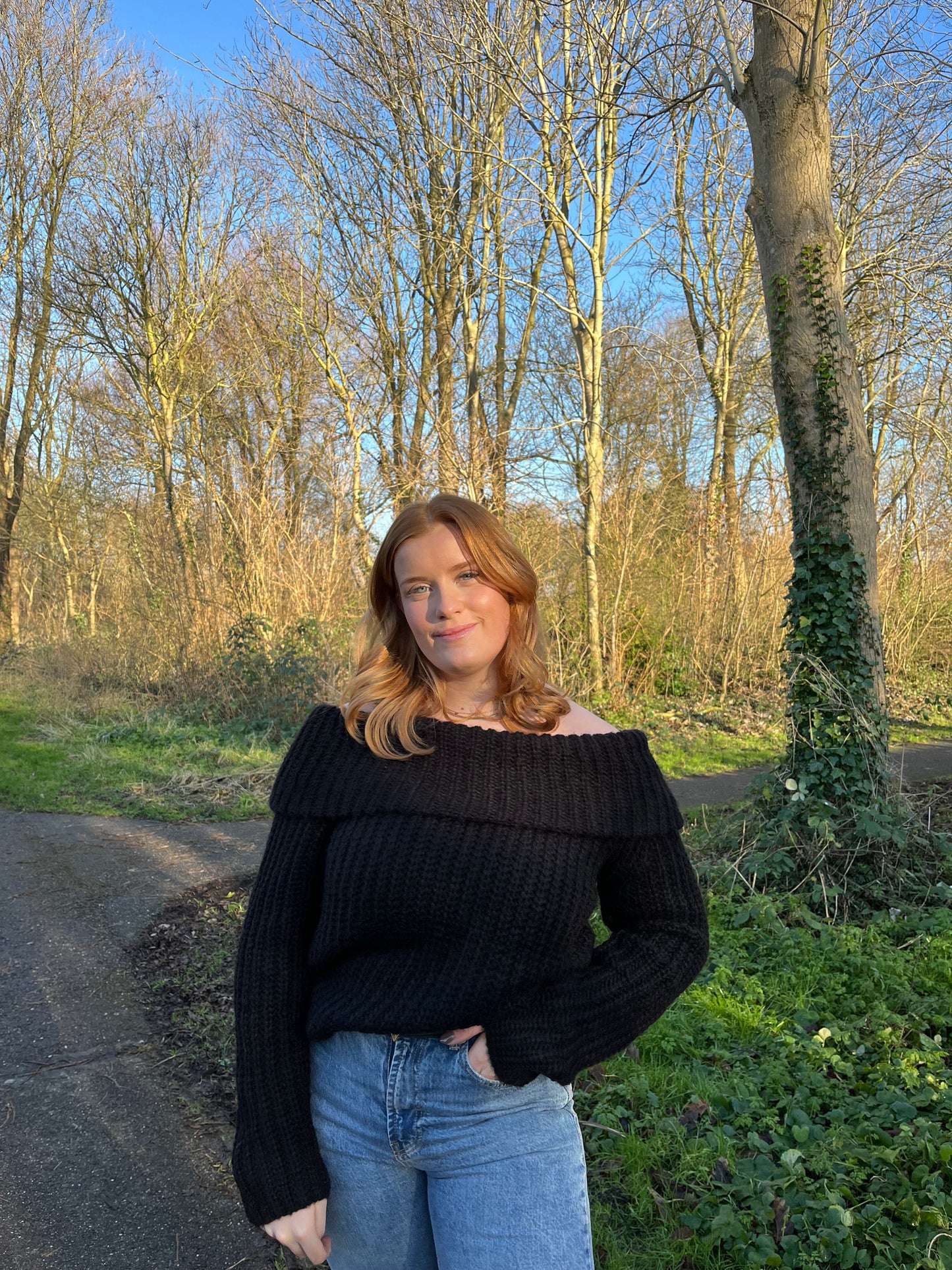 OFF SHOULDER TRUI