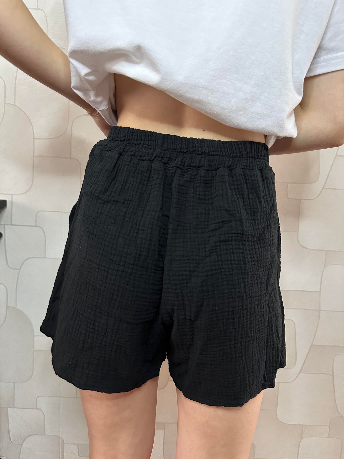 SUMMER SHORT