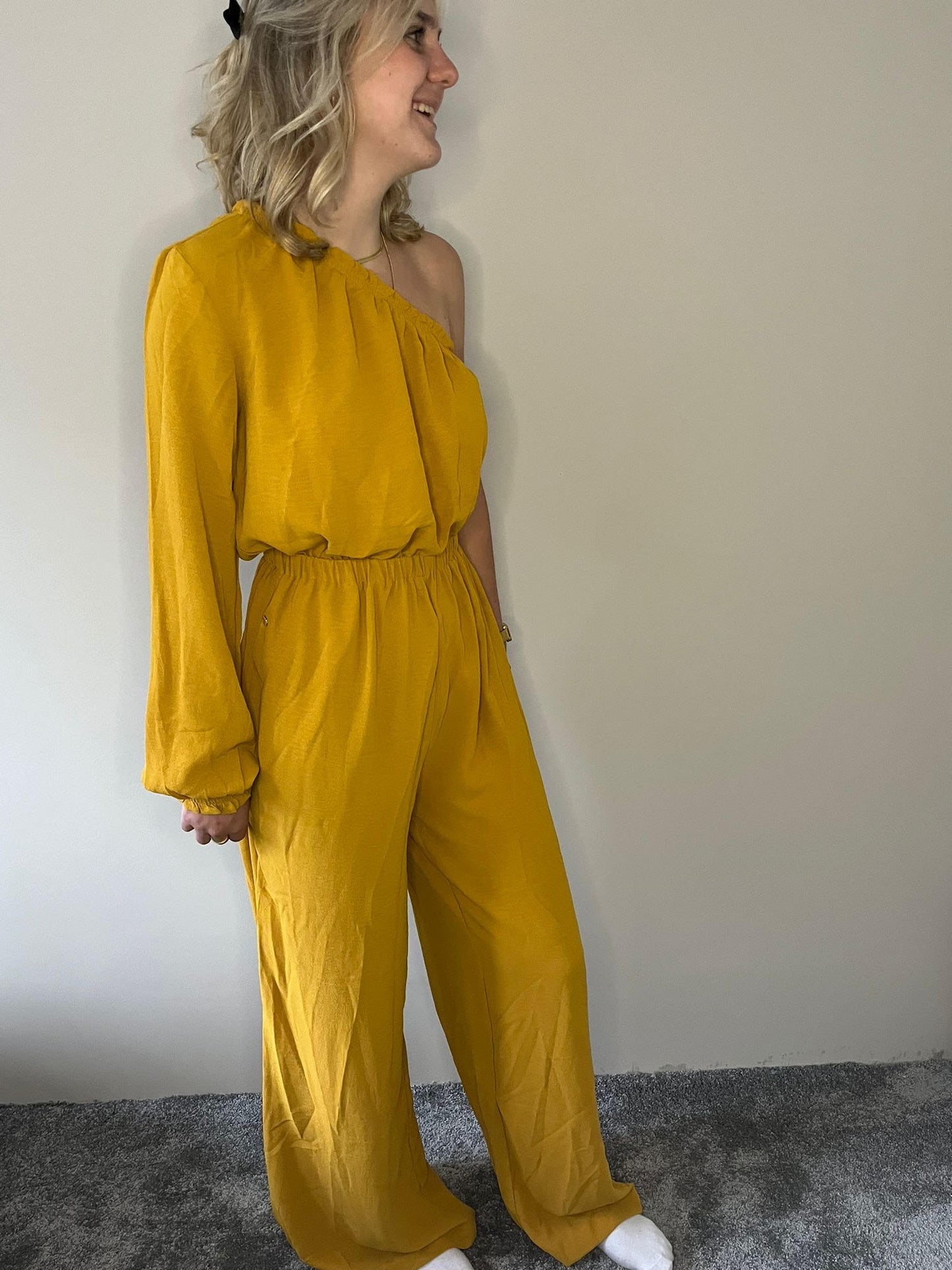 JUMPSUIT ONE-SHOULDER