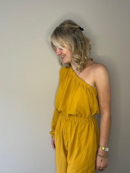 JUMPSUIT ONE-SHOULDER